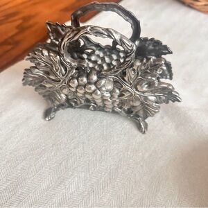 Godinger Silver Grape Leaf Napkin Holder